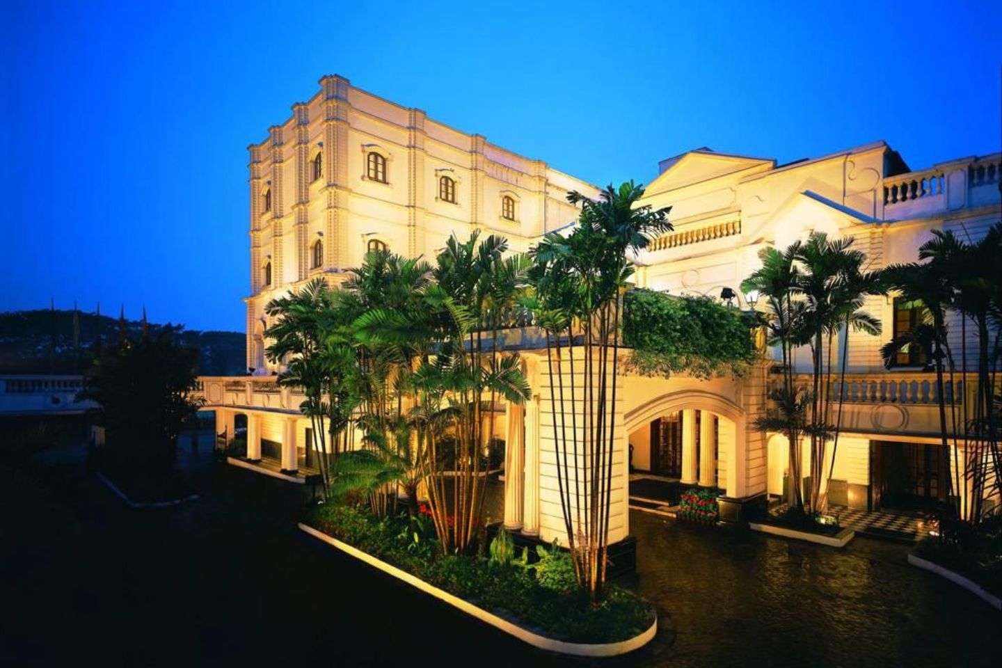 The Oberoi Grand